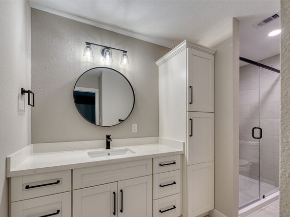 7602 Pagewood Lane, Houston TX 77063