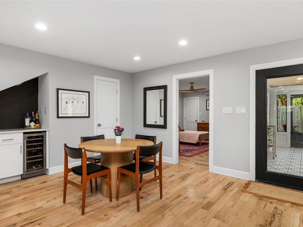 2122 Chippendale Road, Houston TX 77018