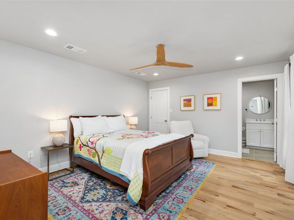2122 Chippendale Road, Houston TX 77018