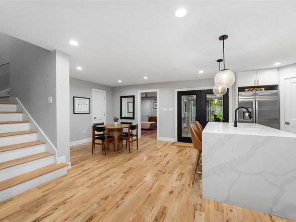 2122 Chippendale Road, Houston TX 77018