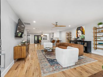 2122 Chippendale Road