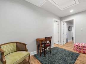 2122 Chippendale Road, Houston TX 77018