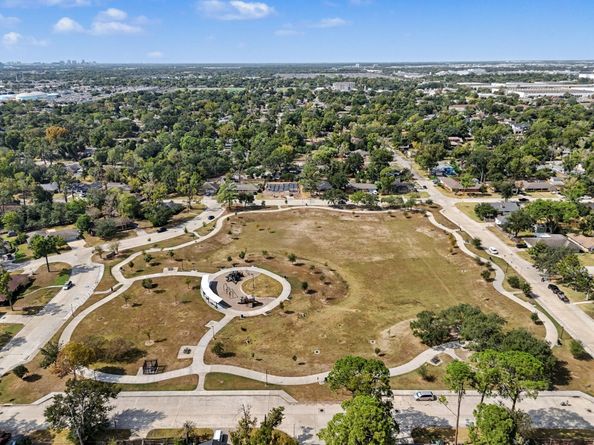 8903 Railton Street, Houston TX 77080