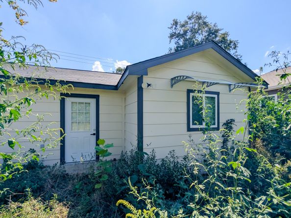 8225 Carolwood Drive, Houston TX 77028