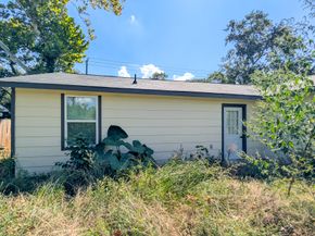 8225 Carolwood Drive, Houston TX 77028