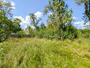 8225 Carolwood Drive, Houston TX 77028