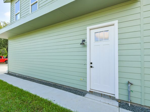 162 Wallace St, Houston TX 77022