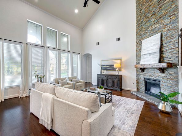 3306 Ralston Edge Lane, Houston TX 77059