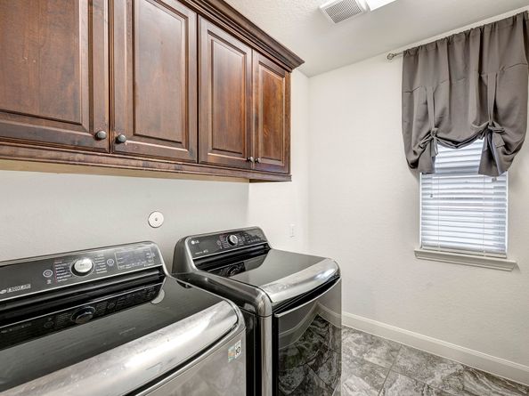 3306 Ralston Edge Lane, Houston TX 77059
