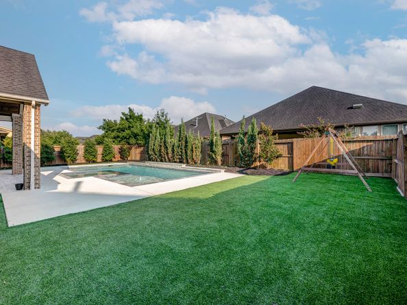 3306 Ralston Edge Lane, Houston TX 77059