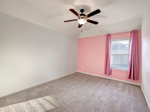 3306 Ralston Edge Lane, Houston TX 77059