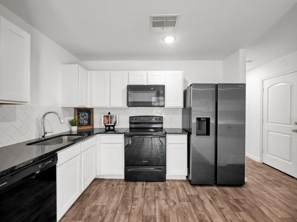 16939 Marie Village Drive, Conroe TX 77306