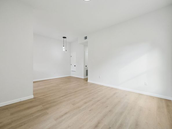 301 Cartersville Street, Houston TX 77029