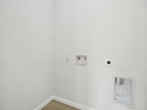 301 Cartersville Street, Houston TX 77029