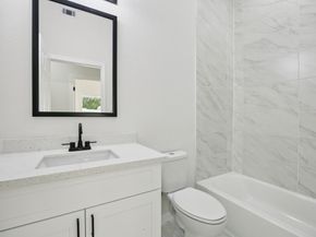 301 Cartersville Street, Houston TX 77029