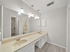 13923 Ludgate Pass, Houston TX 77034