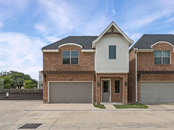 8814 Hollywood Garden Lane, Houston TX 77080