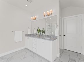 8814 Hollywood Garden Lane, Houston TX 77080