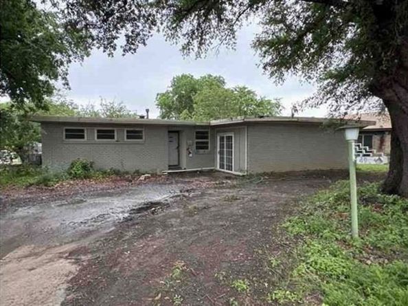 4904 Virgil Street, Fort Worth TX 76119