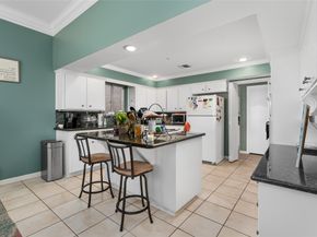 2526 Country Club Boulevard, Sugar Land TX 77478