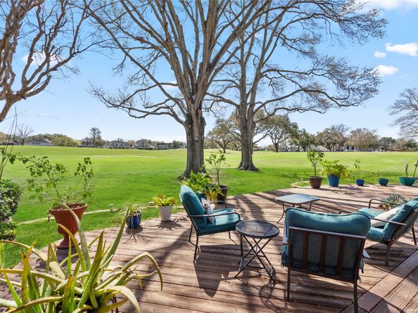 2526 Country Club Boulevard, Sugar Land TX 77478
