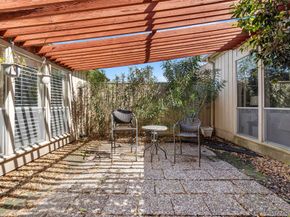 2526 Country Club Boulevard, Sugar Land TX 77478