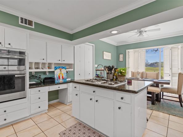 2526 Country Club Boulevard, Sugar Land TX 77478