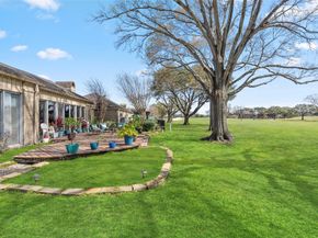 2526 Country Club Boulevard, Sugar Land TX 77478