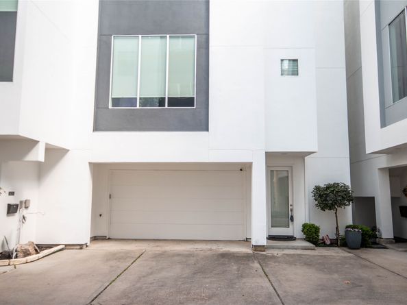 2423 W Main Street B, Houston TX 77098