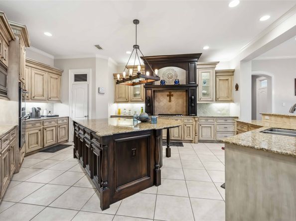 7302 Augusta Pines Drive, Spring TX 77389