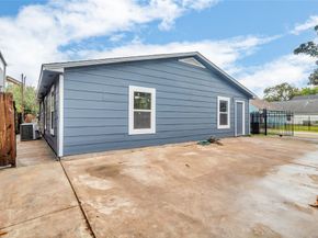 401 Fenn Street, Houston TX 77018
