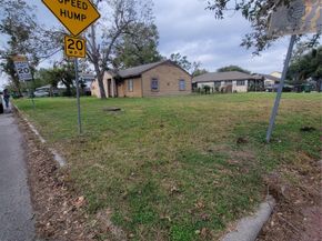 3401 Robertson Street, Houston TX 77009