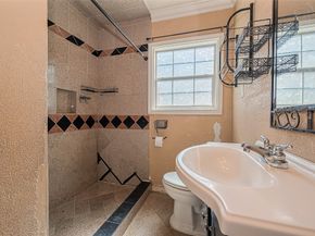 7429 Rusk Street, Houston TX 77011
