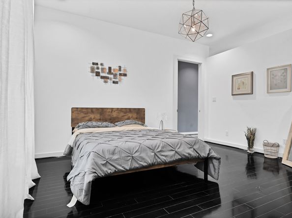 207 Pierce Street 203, Houston TX 77002