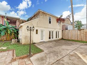 222 Marshall Street, Houston TX 77006