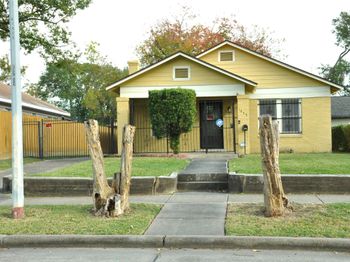 1939 Alta Vista Street