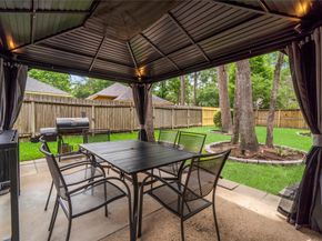 2 Bayou Springs Ct, Spring TX 77382