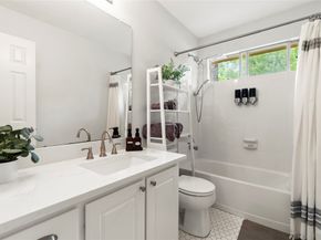 2 Bayou Springs Ct, Spring TX 77382