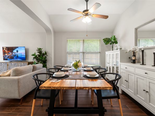 2 Bayou Springs Ct, Spring TX 77382