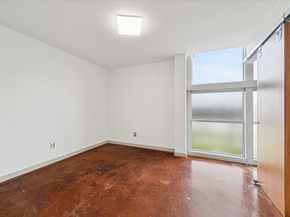 2327 Peckham Street, Houston TX 77019