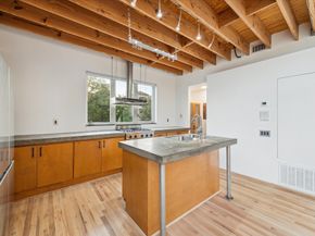 2327 Peckham Street, Houston TX 77019