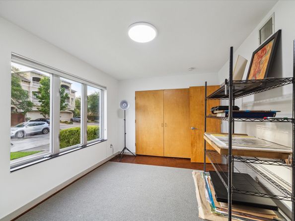 2327 Peckham Street, Houston TX 77019