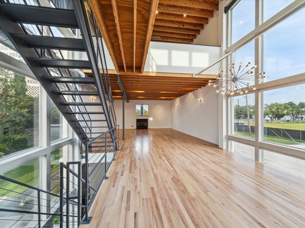 2327 Peckham Street, Houston TX 77019