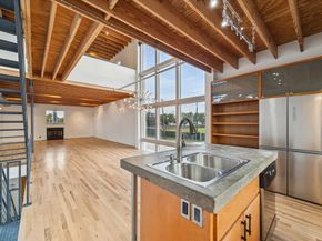 2327 Peckham Street, Houston TX 77019
