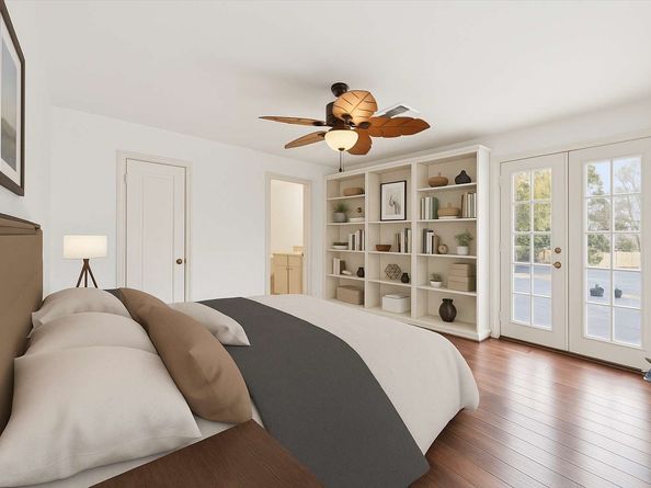 8 Woodstone Street, Houston TX 77024