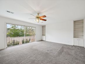 8 Woodstone Street, Houston TX 77024