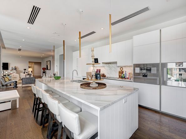 2710 Steel Street 402, Houston TX 77098