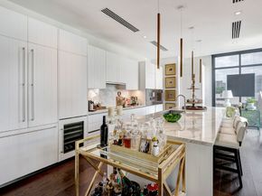 2710 Steel Street 402, Houston TX 77098