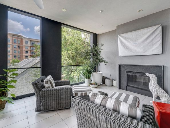 2710 Steel Street 402, Houston TX 77098