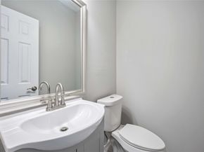 326 Gans Street A, Houston TX 77029